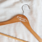 ⁦علاقات الملابس الخشبية المميزة⁩ - الصورة ⁦2⁩